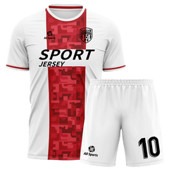 白と赤ユニフォーム サッカー