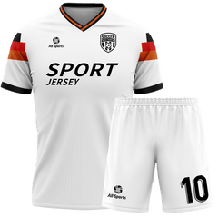 白 ユニフォーム サッカー