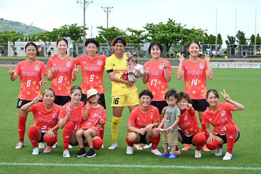 女子 サッカー ユニフォーム